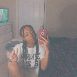 Meet your Posher, Daleela